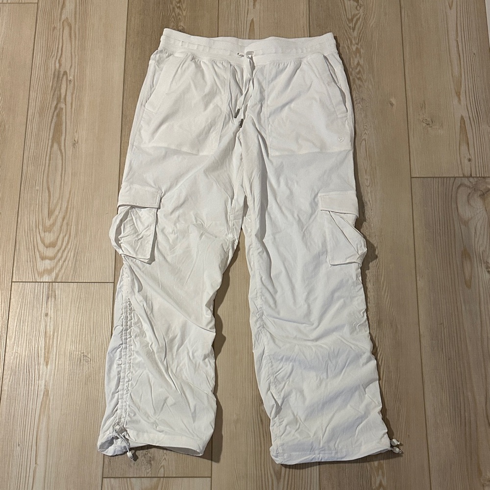 Lululemon Dance Studio Midrise Cargo Pants SZ L